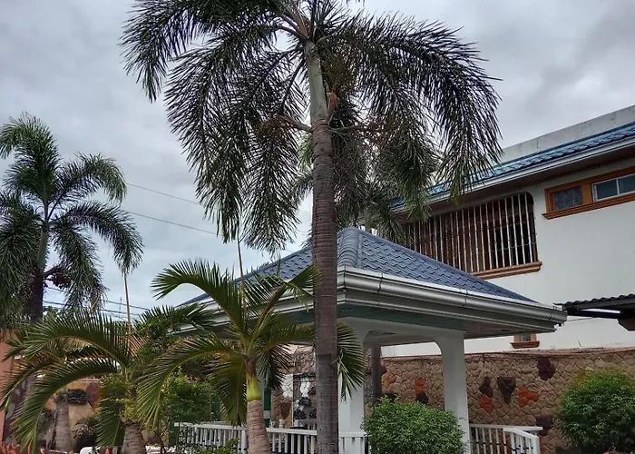 Homestay Your Little Resort, Calm, Secure *